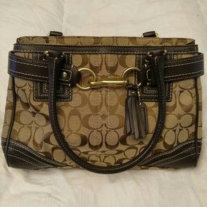 Coach Hampton handbag 10507